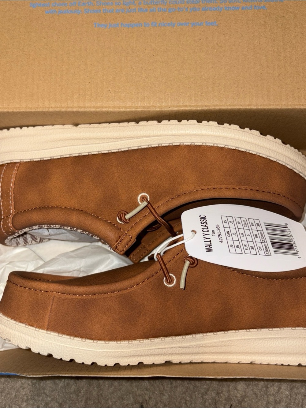 Hey Dude Wally Y Classic Shoes Tan Size Junior Size 5